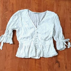 Abercrombie & Fitch top